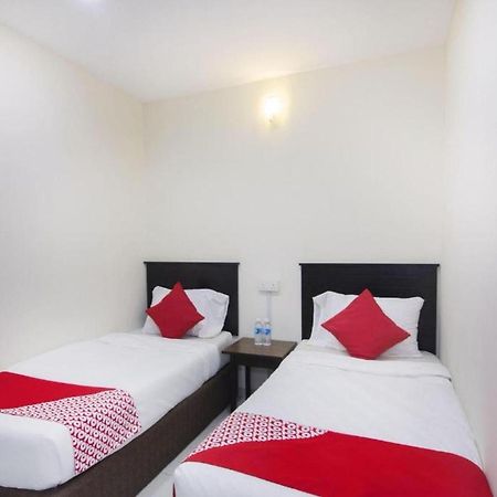 Oyo 91130 Hotel 91 Bukit Mewah كاجانغ المظهر الخارجي الصورة
