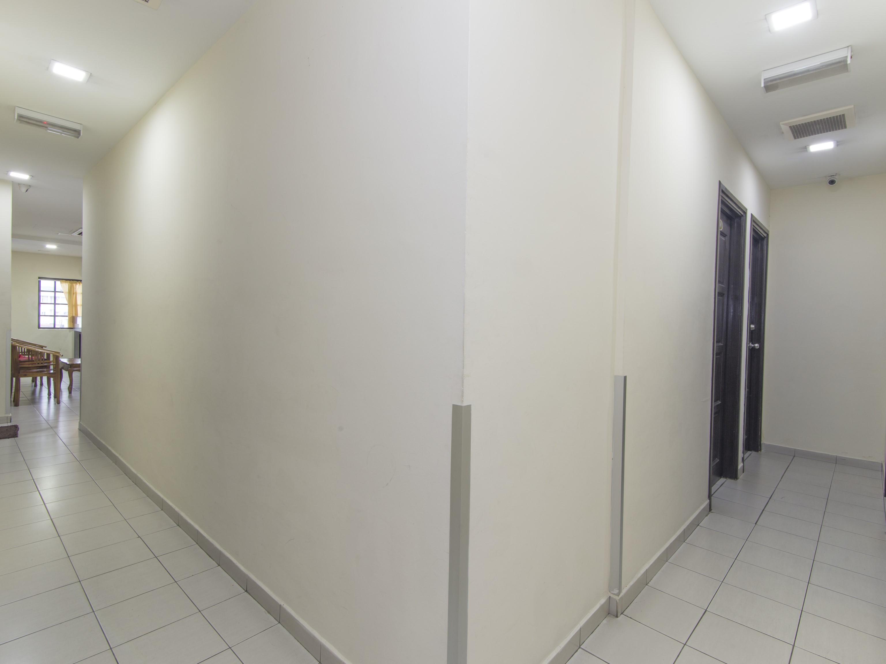 Oyo 91130 Hotel 91 Bukit Mewah كاجانغ المظهر الخارجي الصورة