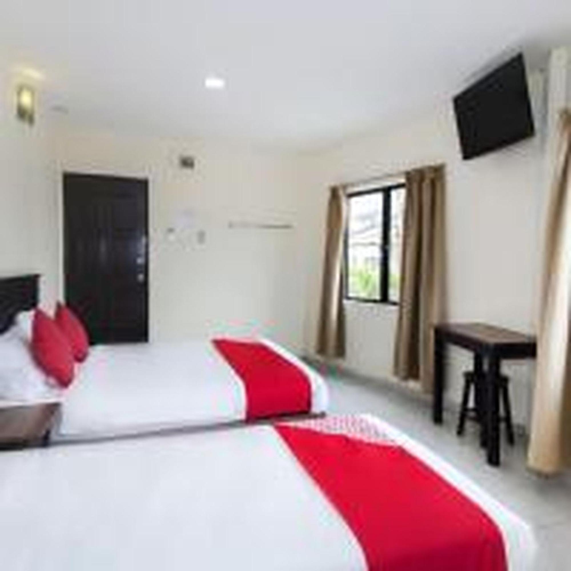 Oyo 91130 Hotel 91 Bukit Mewah كاجانغ المظهر الخارجي الصورة