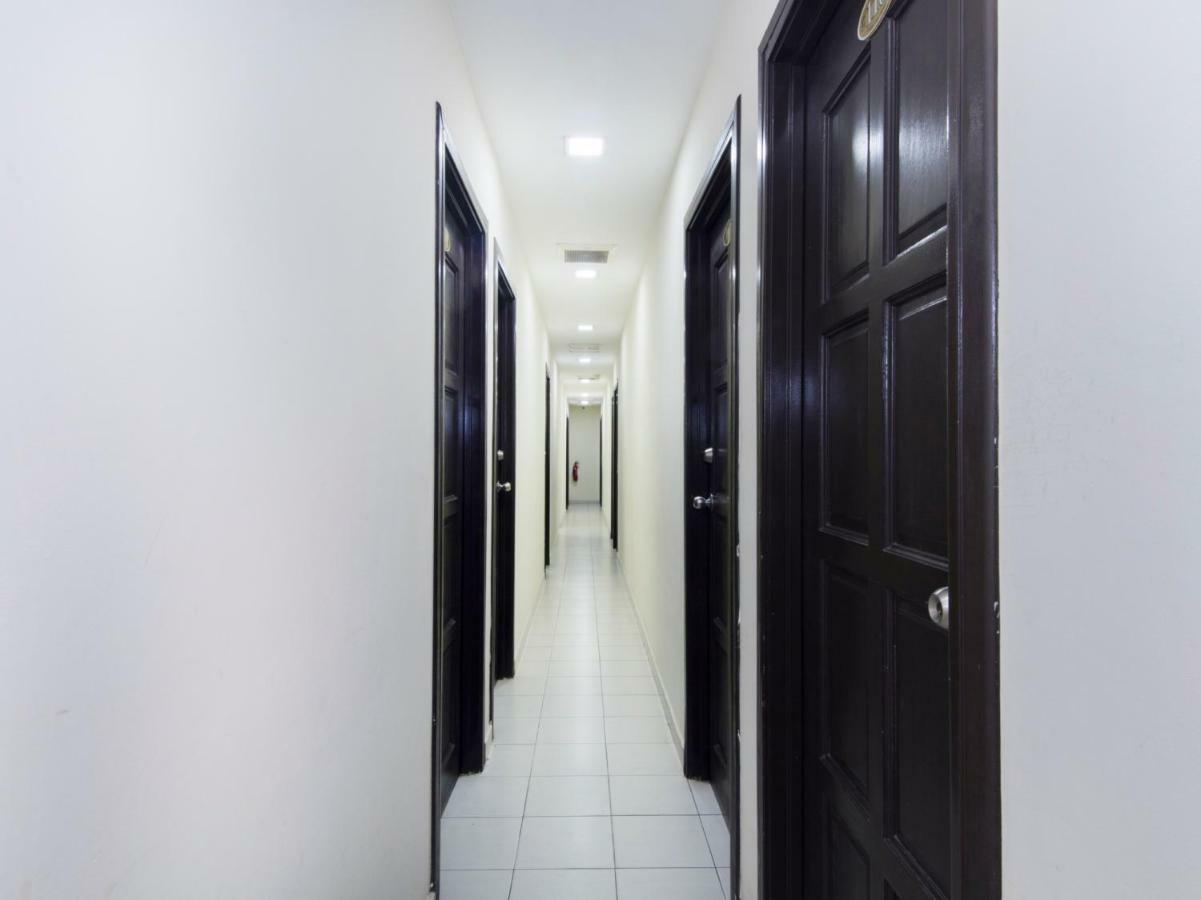 Oyo 91130 Hotel 91 Bukit Mewah كاجانغ المظهر الخارجي الصورة
